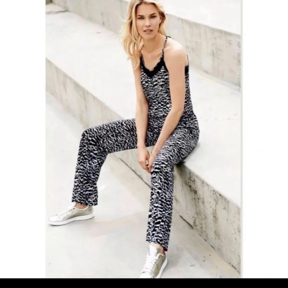 Fabletics Strappy Black White Print Jumpsuit - Picture 1 of 13